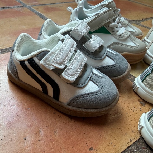 Baby/Toddler Boy Shoe Bundle - 4 Pairs, Sizes 5-6 - Picture 4 of 8